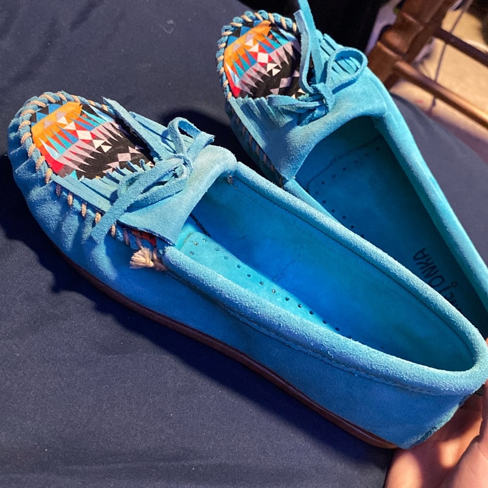 Blue native print sandals